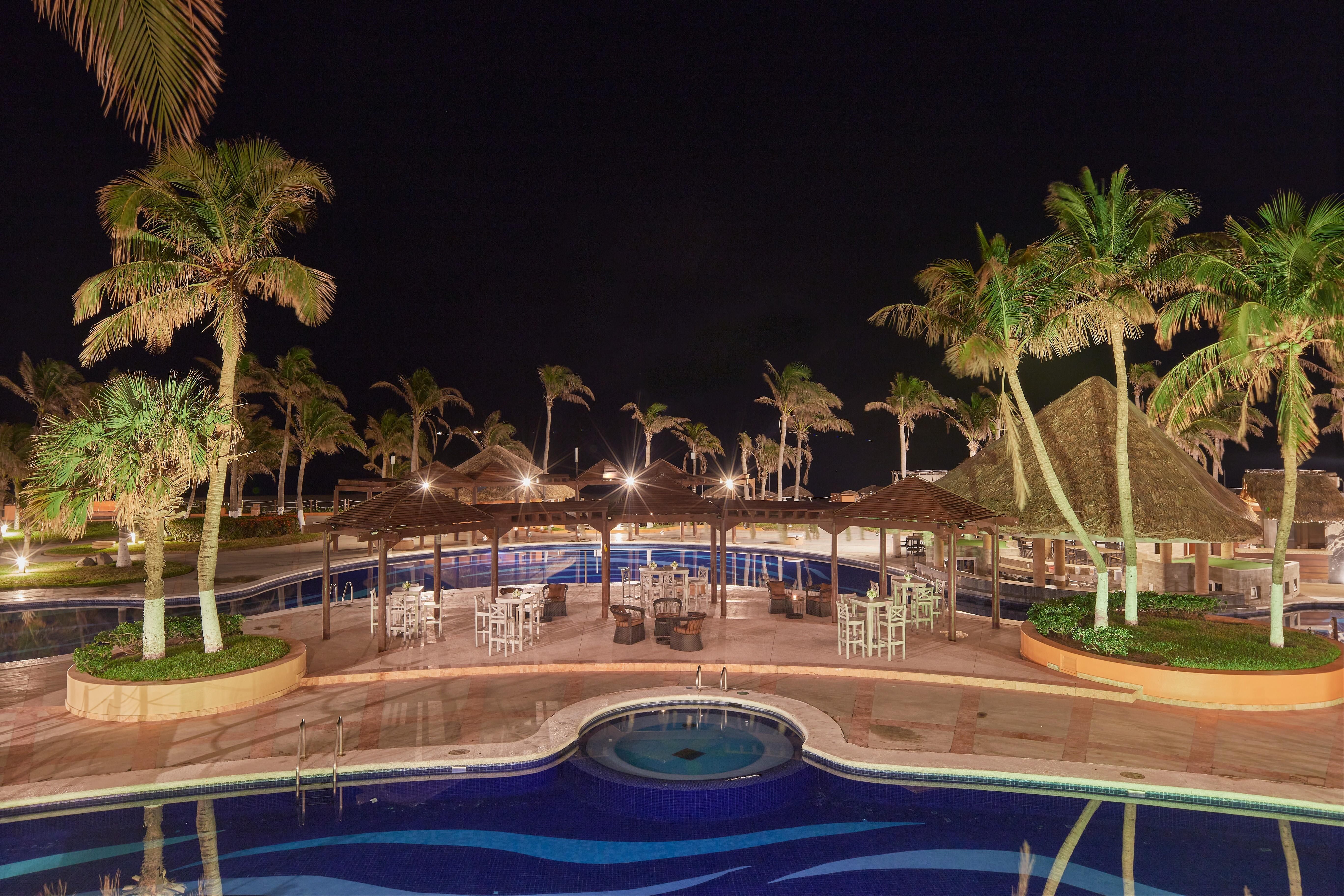 Grand Fiesta Americana Veracruz Zewnętrze zdjęcie The pool at the Hard Rock Hotel